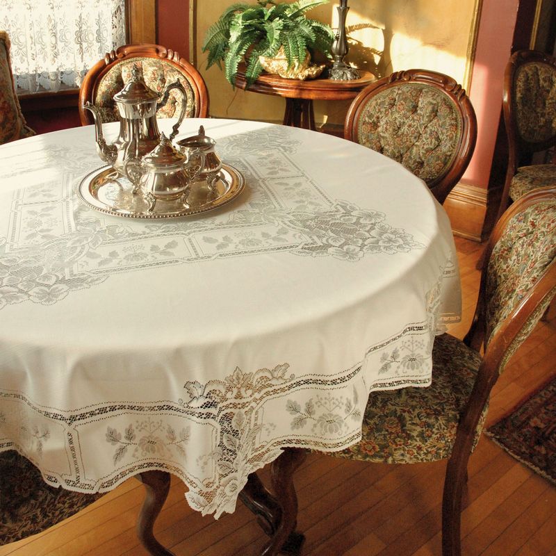 Lace Tablecloths