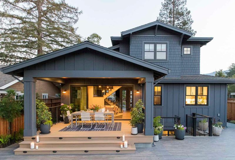 Neo-Craftsman Cottages