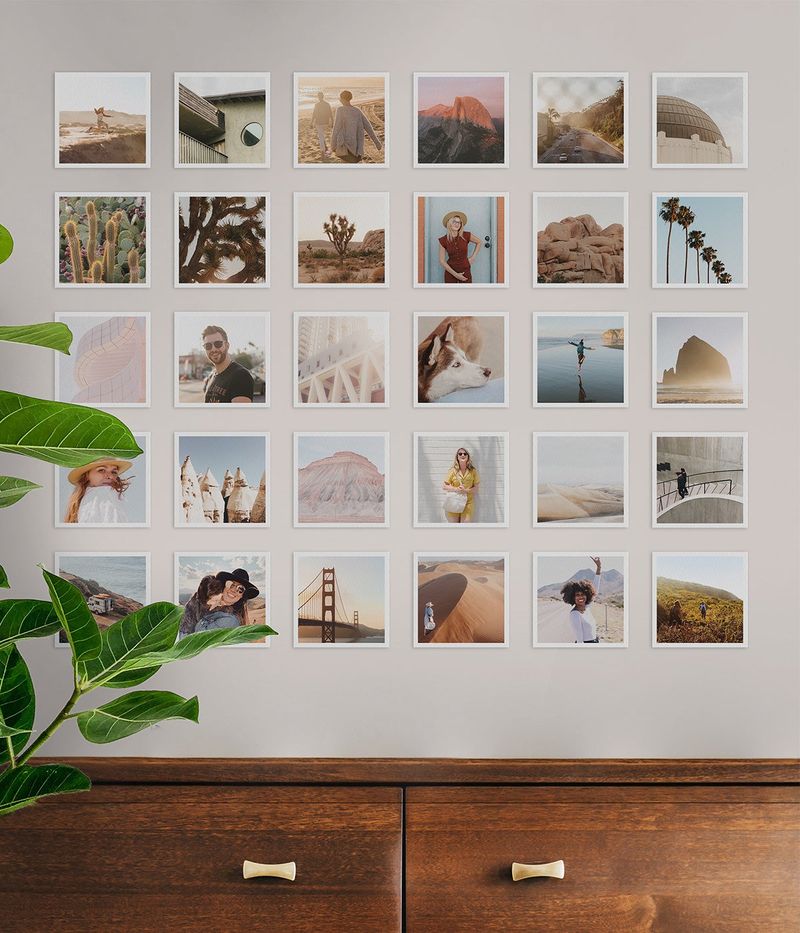 Travel Snapshot Grid