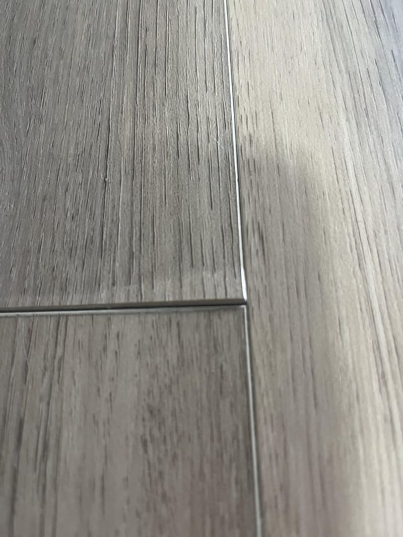 Lifting Vinyl Corners