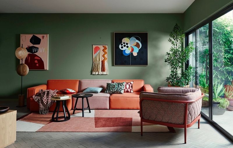 Contemporary Contrast Play