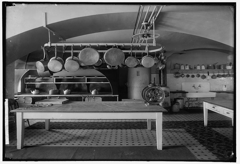 The White House's Original 1792 Wooden Kitchen (Demolished)