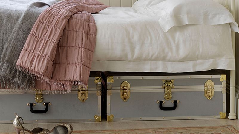 Under-Bed Miscellany (TOSS IMMEDIATELY)