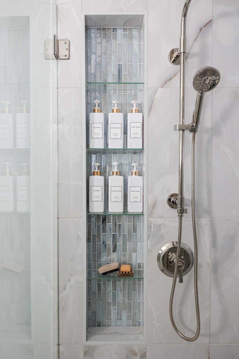 Built-in Niches