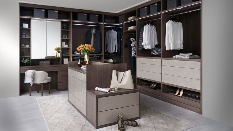 Walk-In Closets