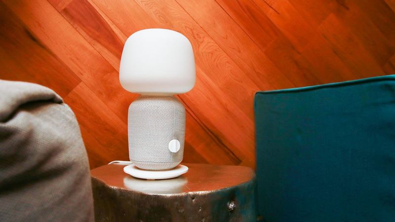 Lamp Bases With Secret Bluetooth Speakers