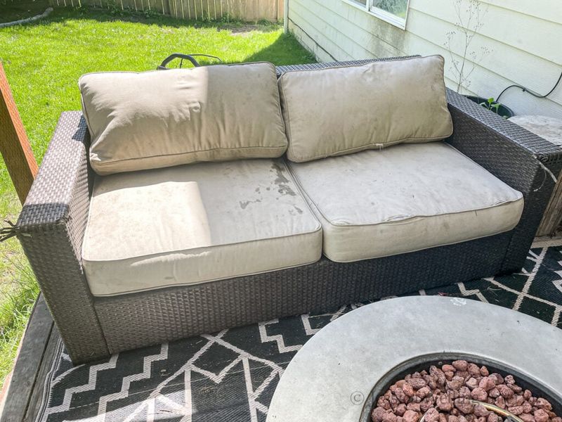 Weathered, Saggy Cushions