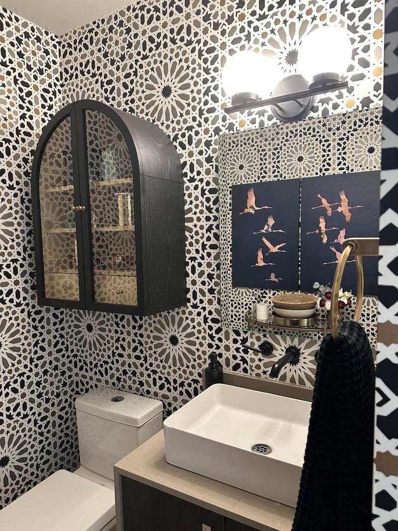 Busy Wallpaper Patterns That Cause Headaches
