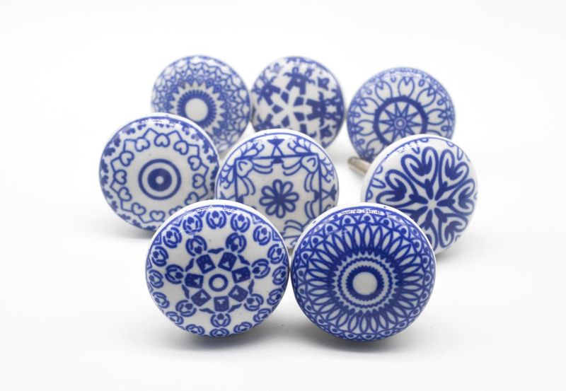 Ceramic knobs with delicate painting