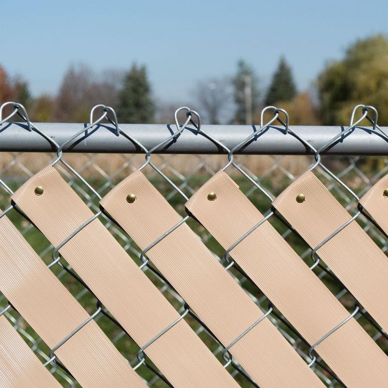 Weave Privacy Slats Through The Links