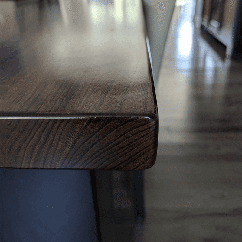 Fake Wood Grain That Fools Nobody