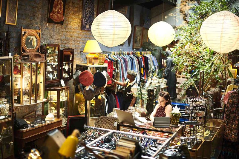 Shopping Without A Plan Or List