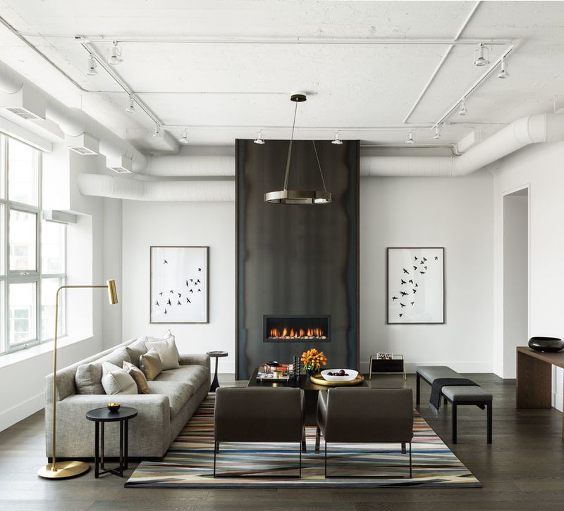 Ignoring Ceiling Height With Low Furniture