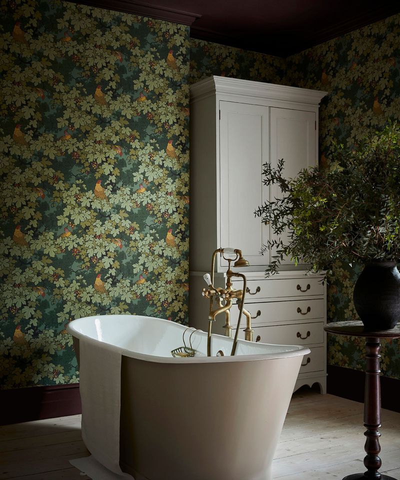 Trendy Wallpaper in Humid Spaces