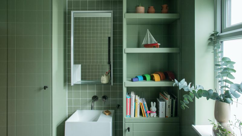 Avoid Clutter On Every Surface