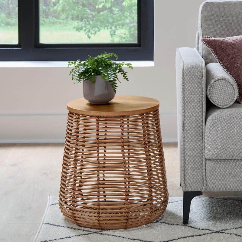 Natural Wicker Furniture