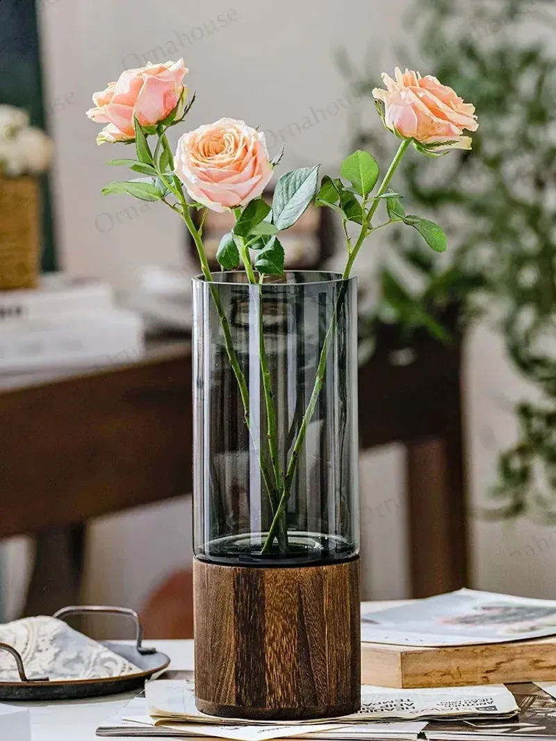 Vases That Purify Air While Playing Music