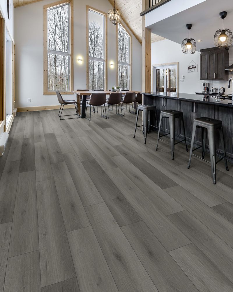 Pearl Vinyl Planks