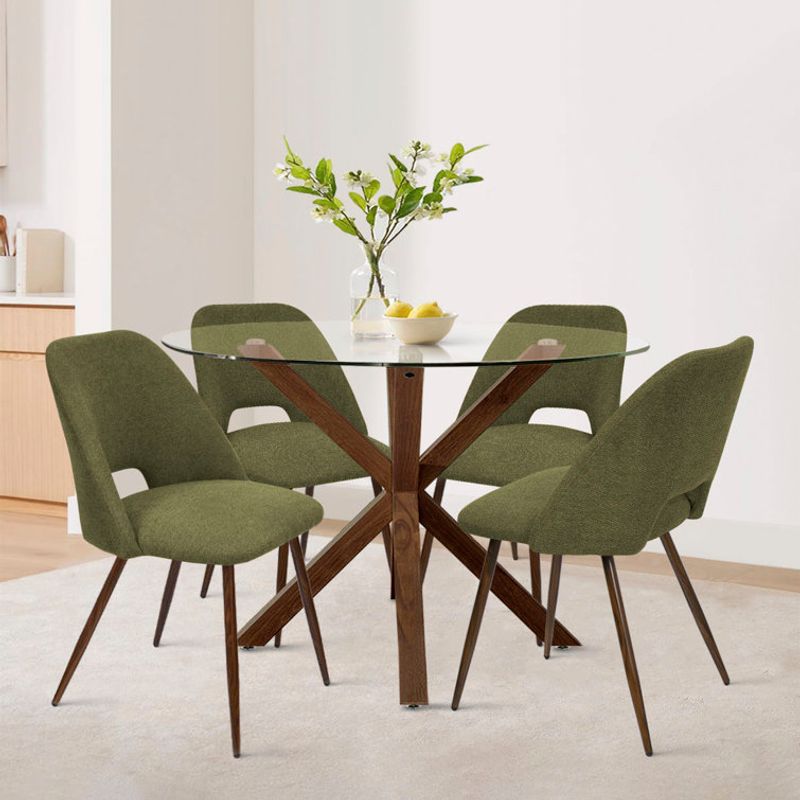 Wade Logan Aunnika Round Dining Table