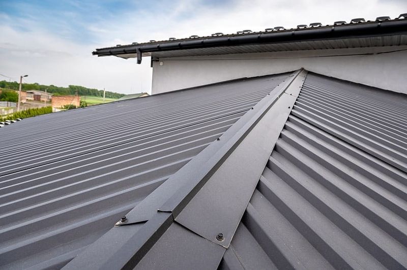 Metal Roofs Turn Into Noise Makers