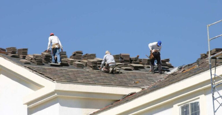 Should I Replace My Roof? Here’s 15 Things To Consider