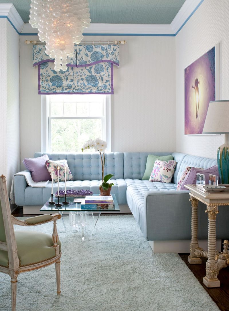 Metallic Silver Ceiling Details