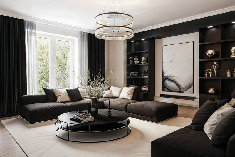 Minimalist Maximalism