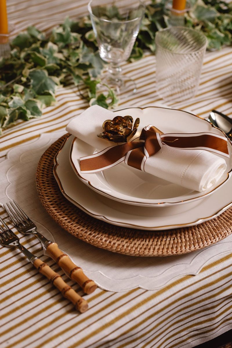 Textured linens and napkins