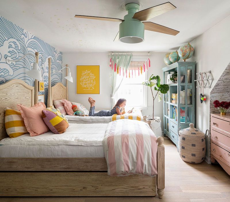 The Ceiling Fan 