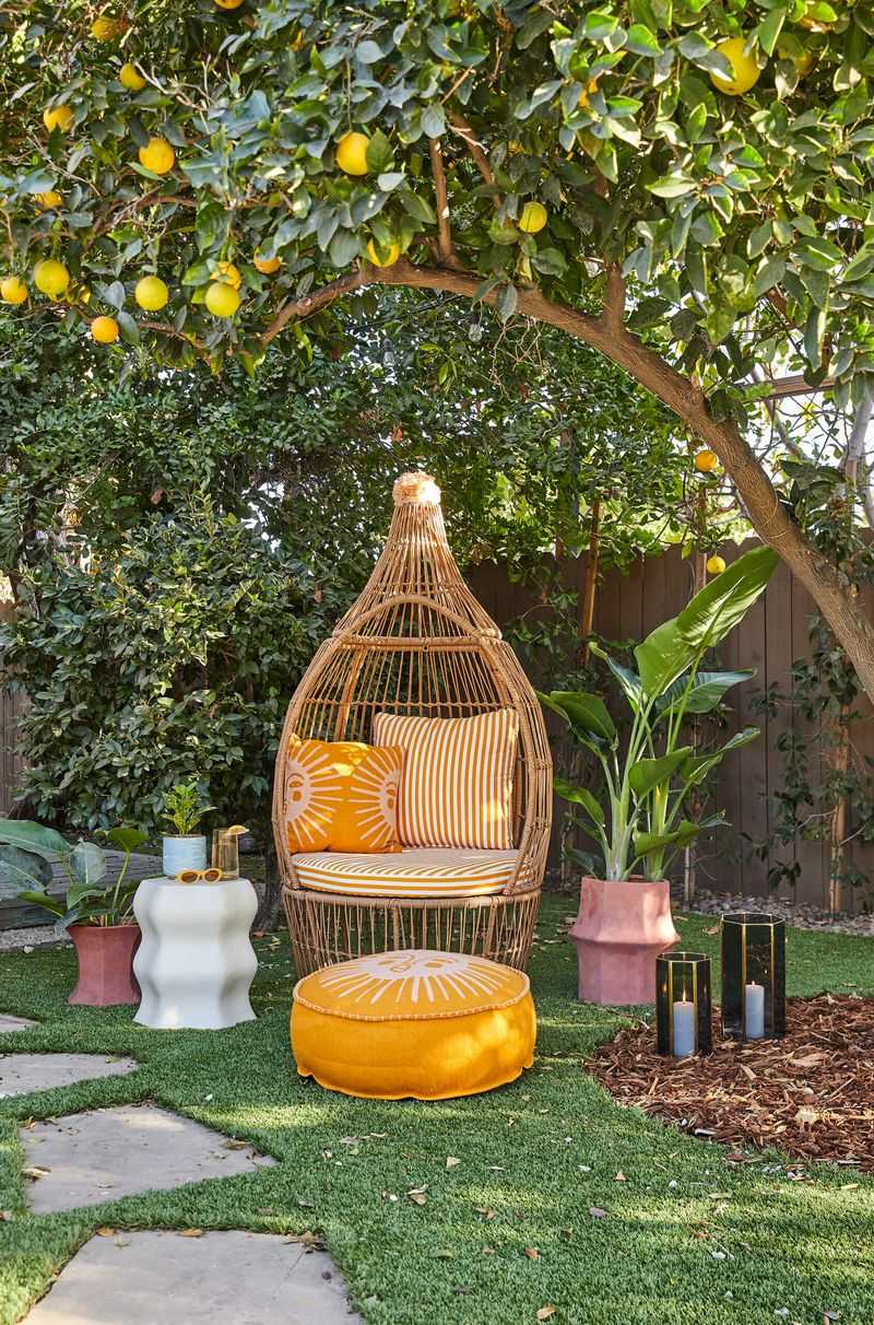 Rattan Coastal Escape Pod