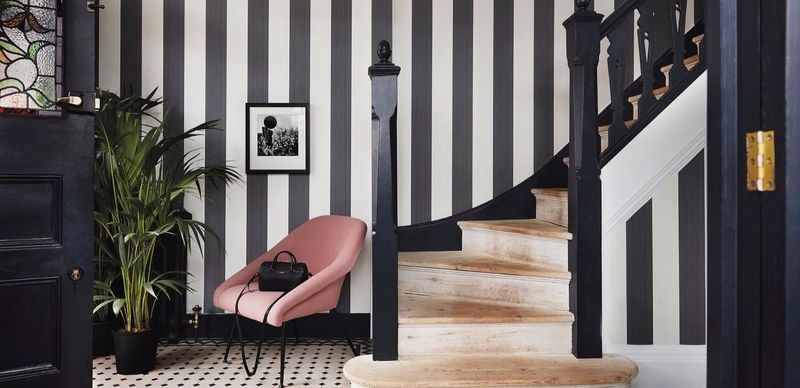 Use vertical stripes to add height