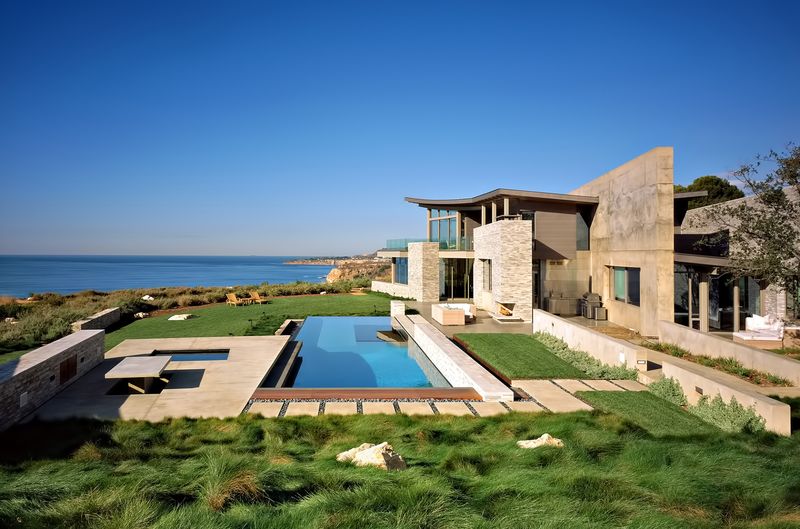 Modern Coastal in Palos Verdes Estates