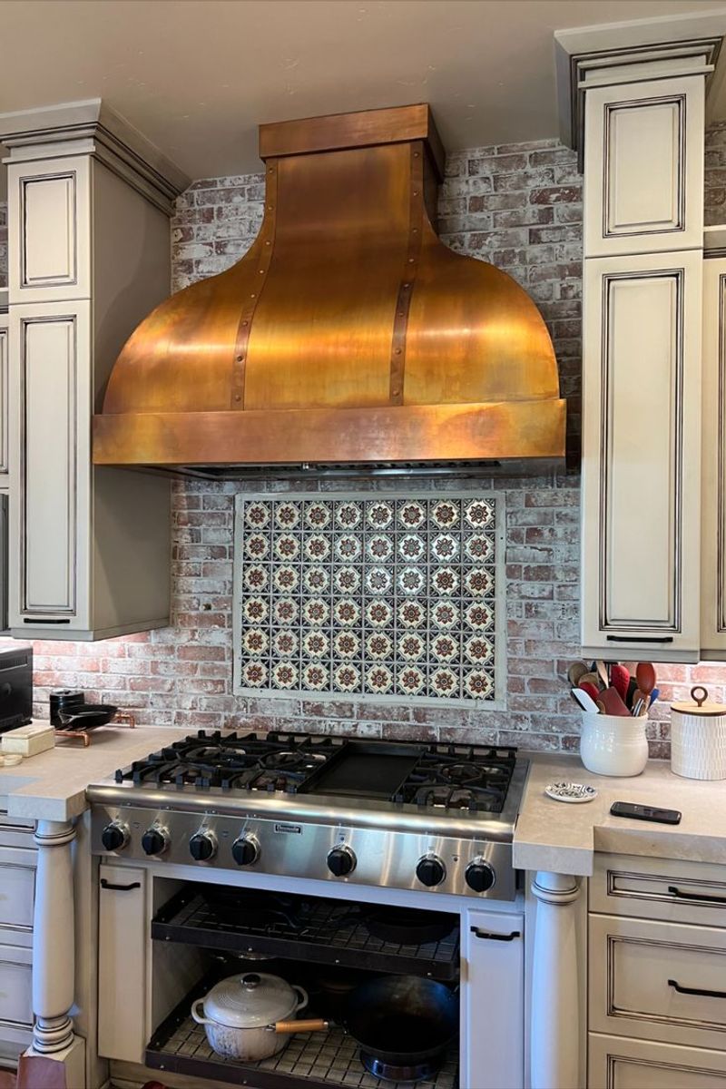 Vintage-Style Range Hood