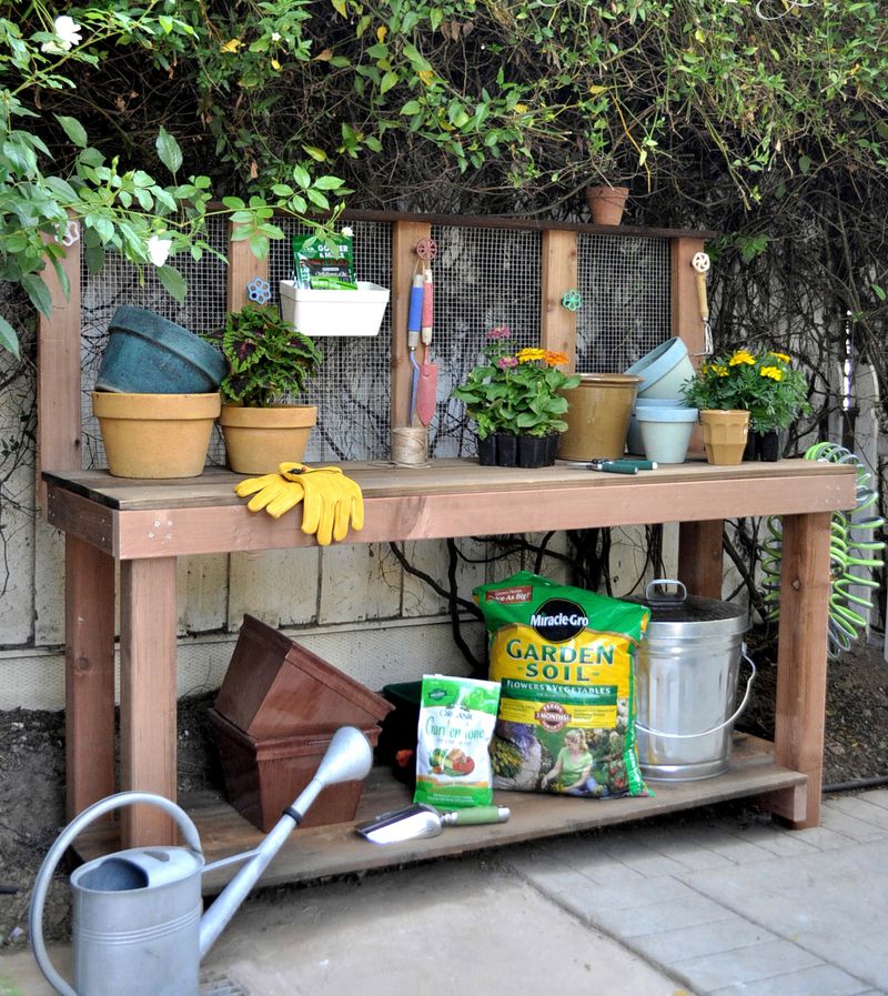 Lounger Potting Bench