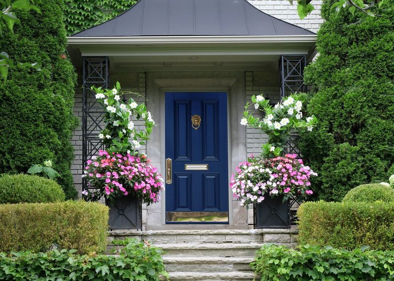 Factor in Your Landscaping Tones