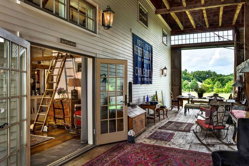 The Indoor-Outdoor Living Connection