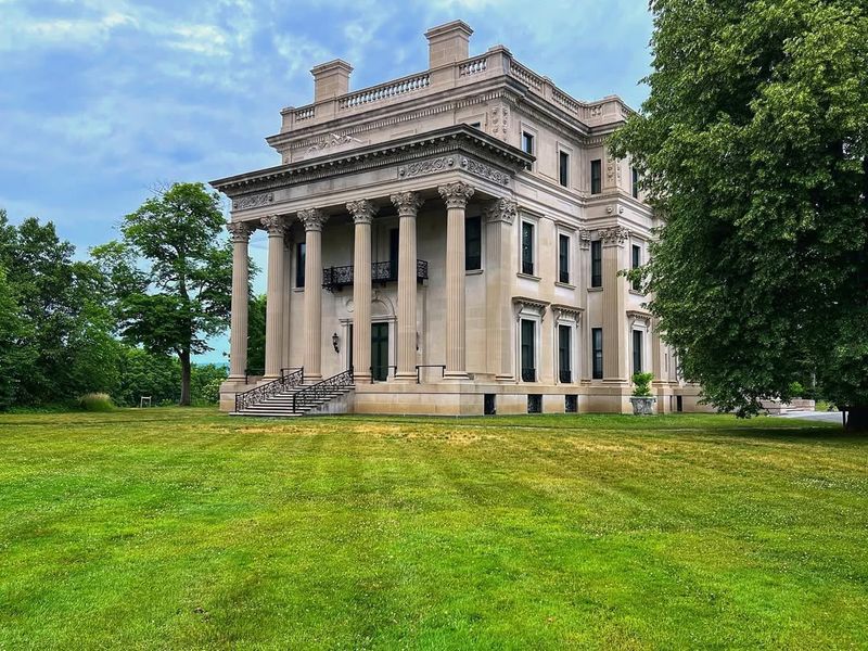 Vanderbilt Mansion