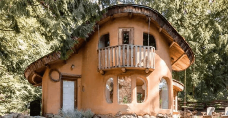 The Benefits And Drawbacks Of Living In An Eco-Friendly Adobe House
