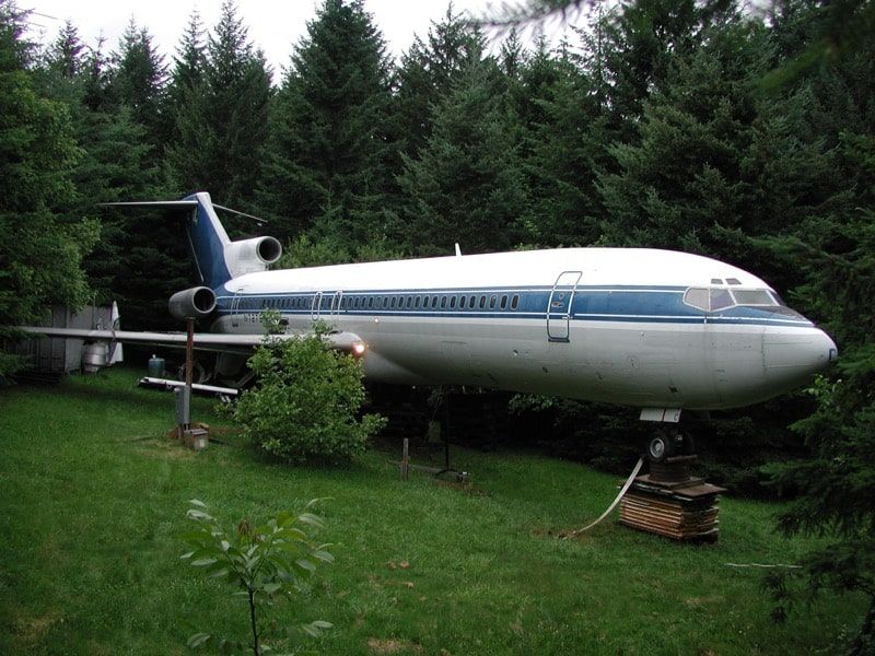The Airplane House