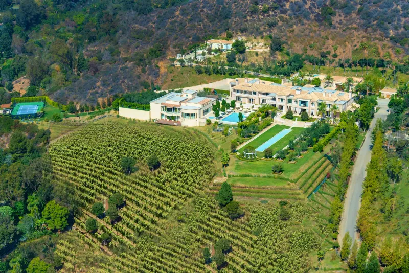 Palazzo di Amore's Empty Grandeur