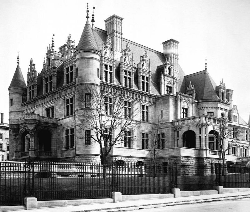 The Original Vanderbilt House, New York (Demolished)