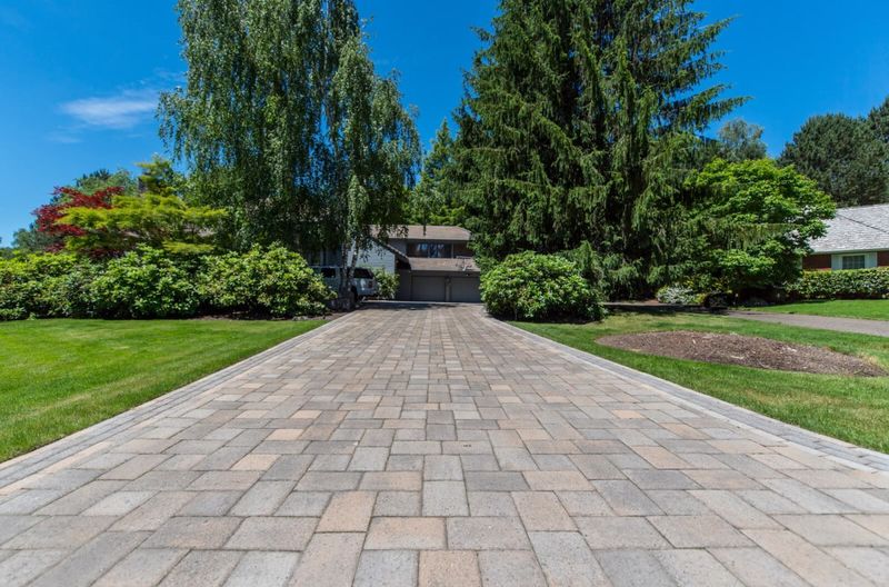 Factor In Your Landscape And Garden Colors