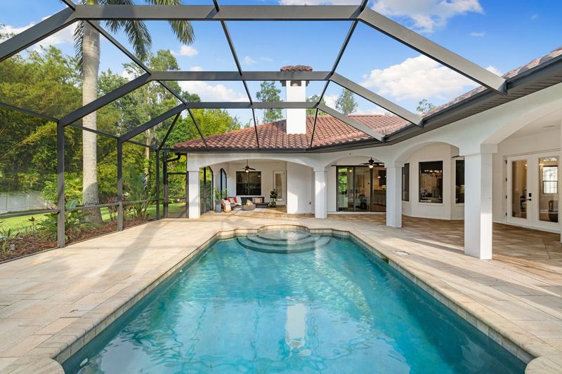Saltwater Pool & Screened Lanai