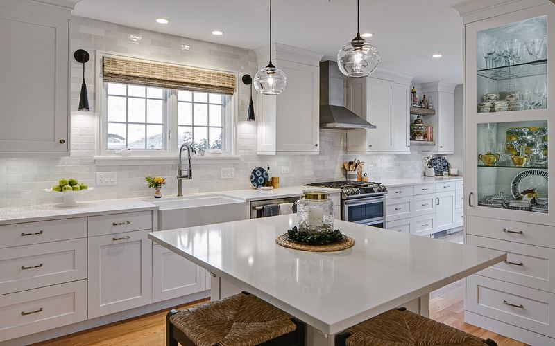Avoid Trendy Colors That Date Quickly