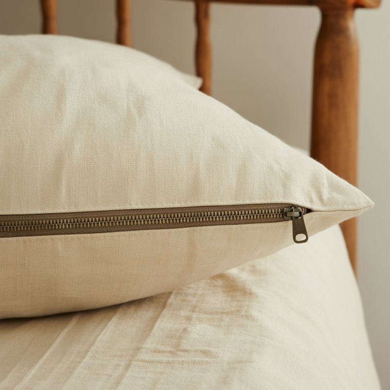 Choose Pillowcases With Hidden Closures