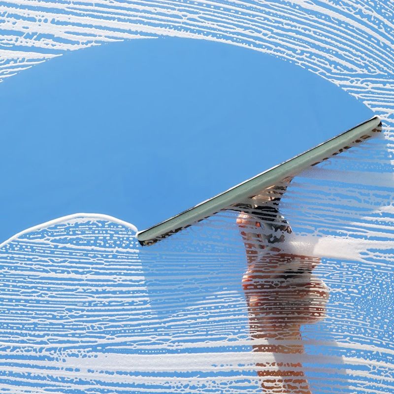 Clean Windows and Mirrors Streak-Free
