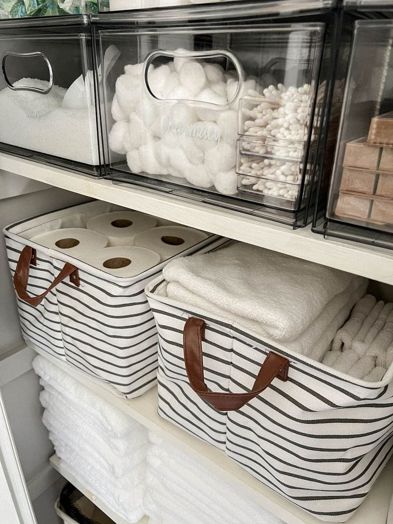 Shelf Dividers For Towel Stacks