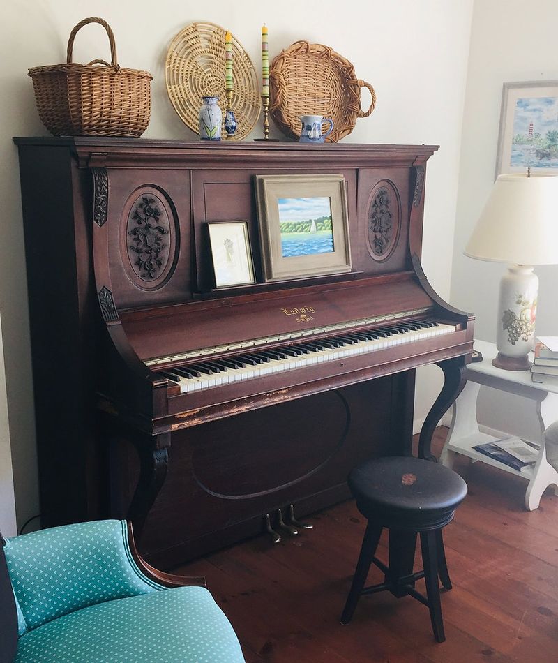 Antique Pianos and Organs