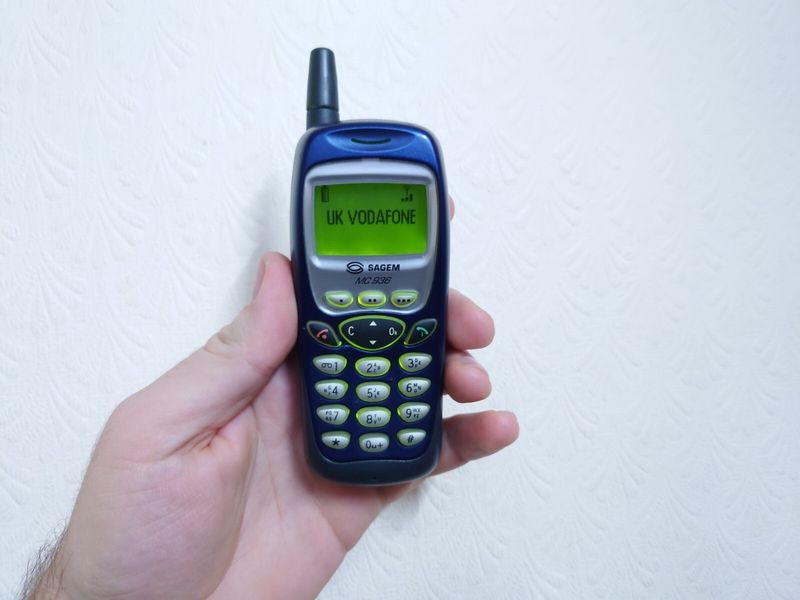 Old Cell Phones And Pagers