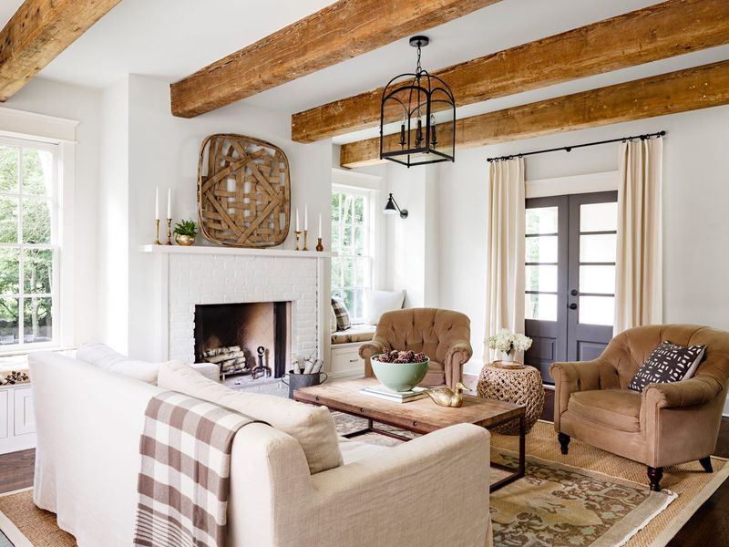 Exposed Wooden Ceiling Beams